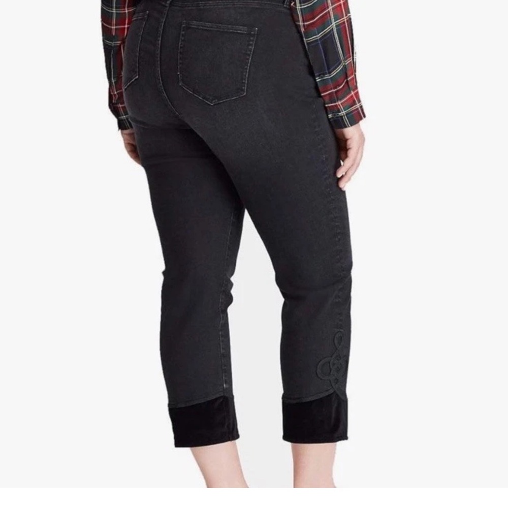Ralph Lauren Jeans 6 Black Denim Velvet Ankle Detail Regal Straight